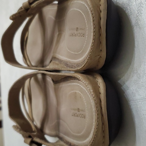 Rockport Beige Leather Upper Side Buckle Sandals Women's Size 10 Wide - Picture 8 of 12